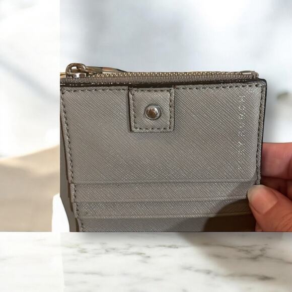 Tory Burch Emerson Tan Leather Wallet with Textured Finish EUC - Picture 5 of 13